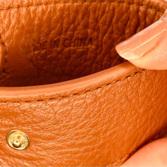 Tory Burch - Reva Logo cuff bracelet, brown leather and gold hardware - Picture 7 of 9